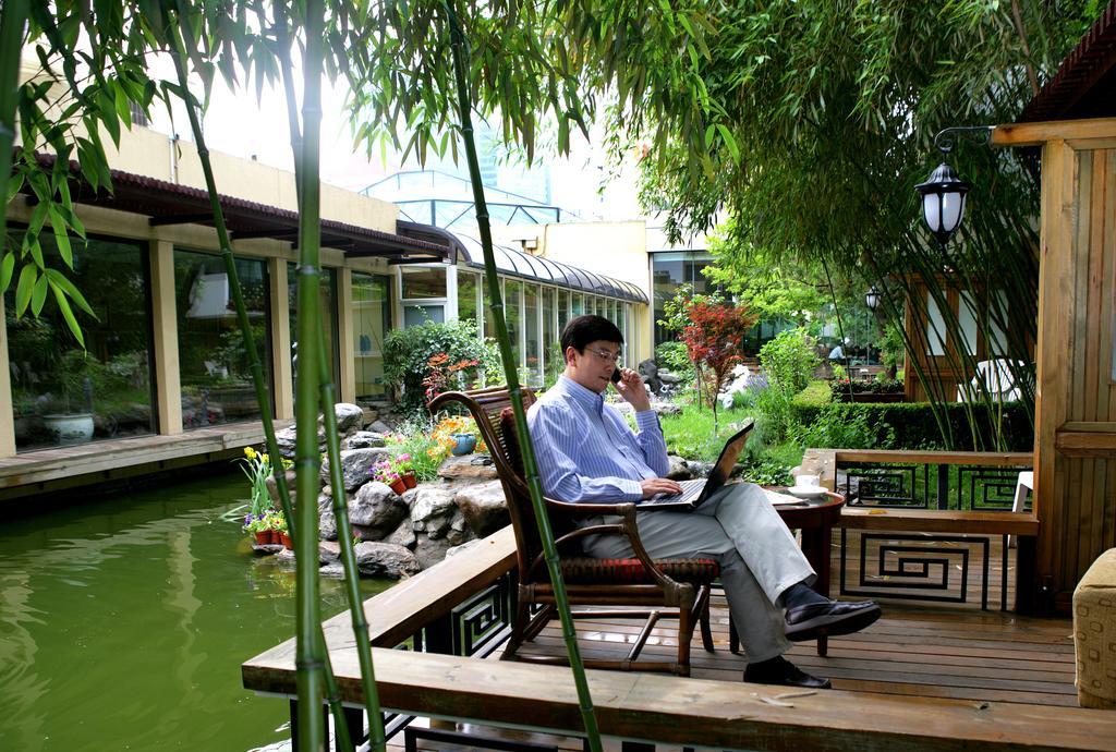 Jianguo Hotel Beijing Exterior photo